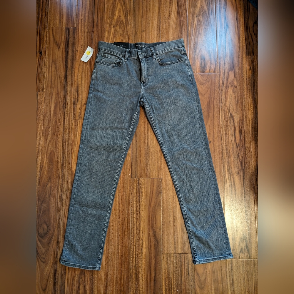 Banana Republic Traveler Pants 30x30 NWT grey